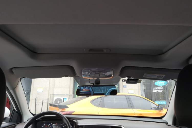 Used GAC Trumpchi GA4 2018 200T Automatic Luxury Edition Headliner