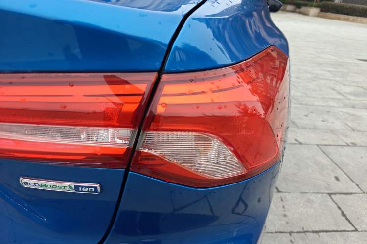 Used Ford Focus 2020 Sedan EcoBoost 180 Automatic Trend Edition