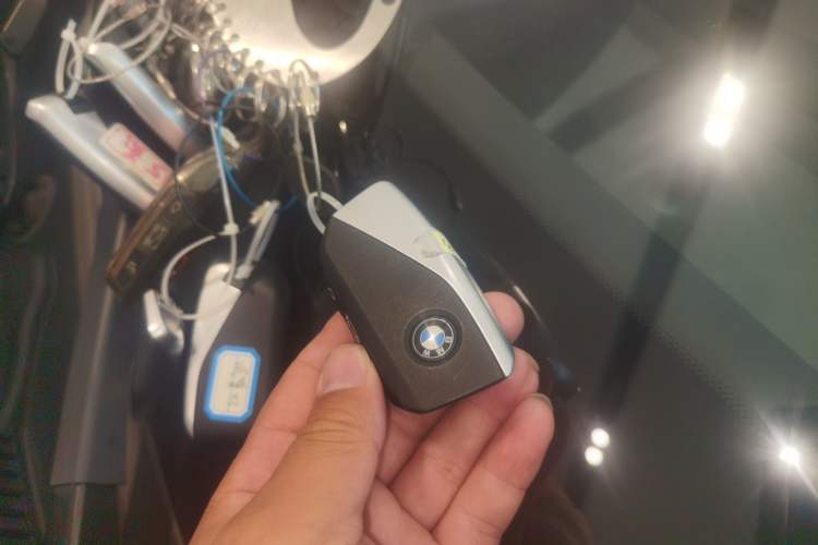 Used BMW X3 2025 xDrive30L Luxury Edition M Sport Package Vehicle Key