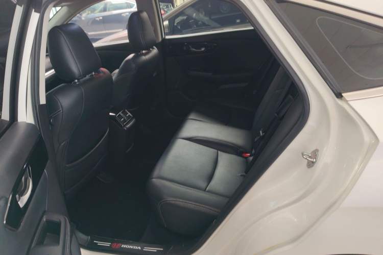 Used Honda Envix 2019 180TURBO CVT Enjoyment Version China VI
