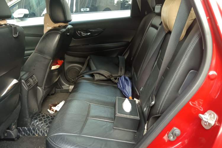 Used Nissan X-Trail 2017 2.5L CVT Luxury Edition 4WD Left Rear Seat