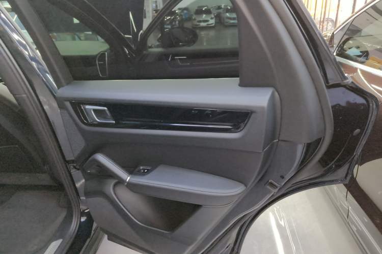 Used Porsche Cayenne 2018 Cayenne 3.0T