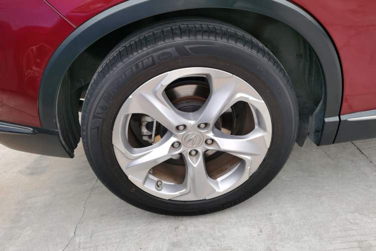 Used Acura CDX 2016 1.5T Two-Wheel Drive Deluxe Edition Right Rear Wheel Hub