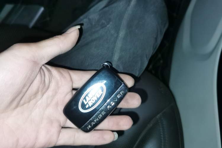 Used Land Rover Range Sport 2015 3.0 SC V6 HSE Vehicle Key