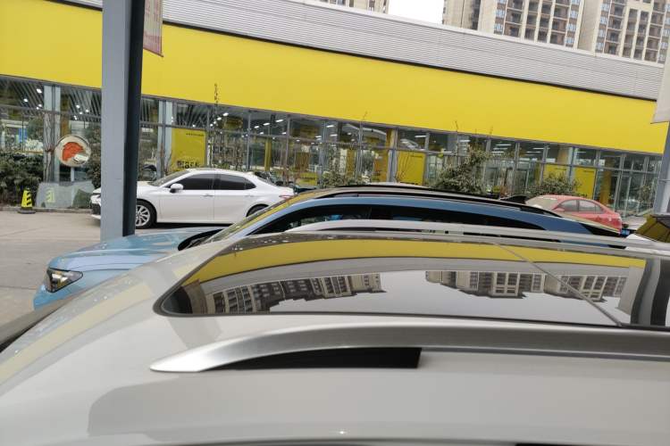 Used Volkswagen Tiguan L 2020 330TSI Automatic Two-Wheel Drive Panoramic Comfort Edition China VI Standard