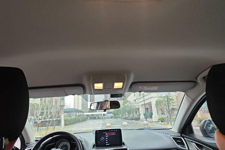 Used Mazda Mazda 3 Axela 2017 Sedan 1.5L Automatic Comfort Model Emission Standard China V