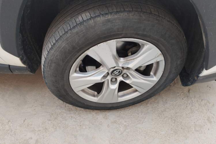 Used Toyota RAV4 2020 2.0L CVT Two-Wheel Drive Urban Edition Exterior 7