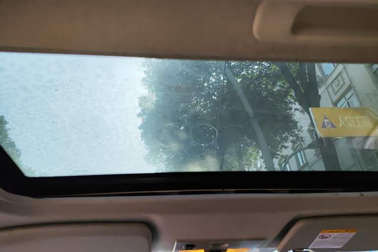 Used Ford Focus 2014 Hatchback Classic 1.8L Manual in Cool White Collector's Edition