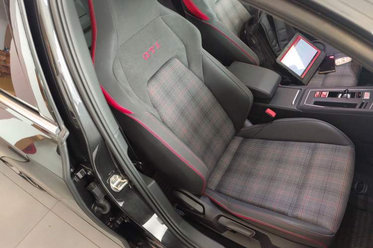 Used Volkswagen Golf GTI 2021 Facelift 380TSI DSG GTI