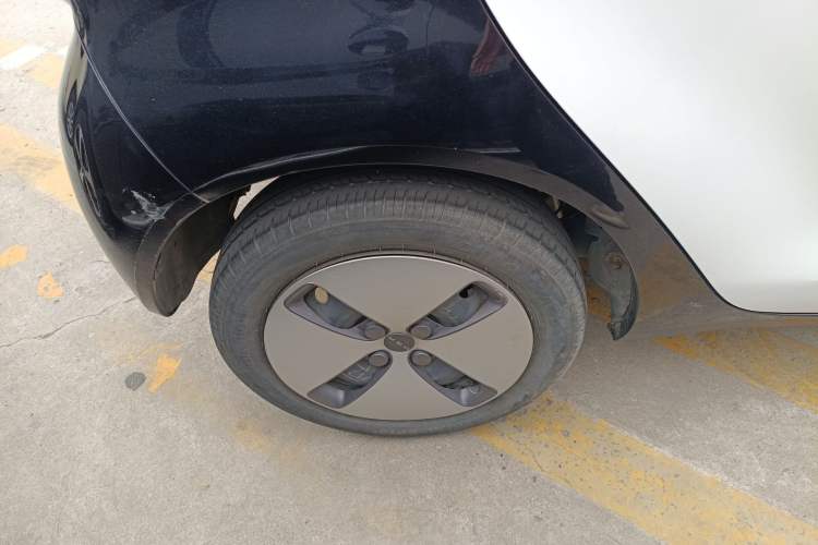 Used ORA Black Cat 2019 351 km Family Edition
