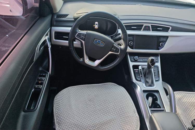 Used Geely Auto Emgrand X7 Sport 2016 1.8TD Automatic Smart Model Steering Wheel