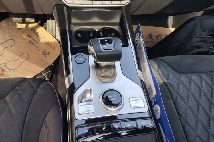 Used Hongqi HS5 2019 2.0T Smart Connect Flagship All-Wheel-Drive Version