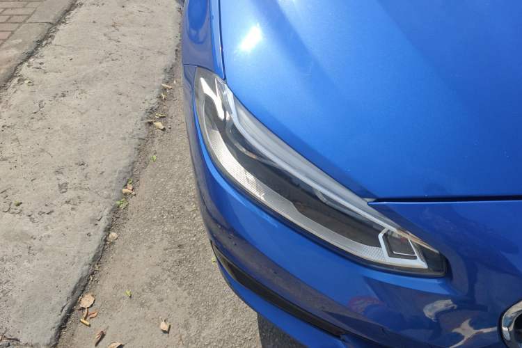 Used BMW 1 Series 2018 Facelifted 118i Sport Edition Right Front Headlight