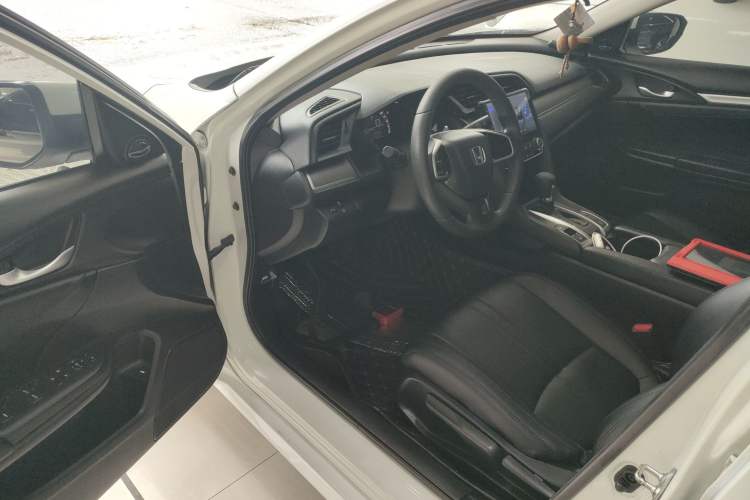 Used Honda Civic 2016 180TURBO CVT Comfort Version