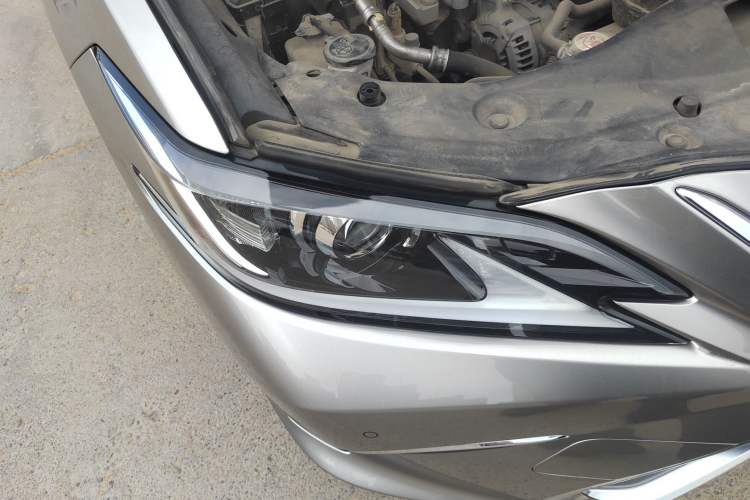 Used Lexus ES 2020 200 Excellence Edition Right Front Headlight