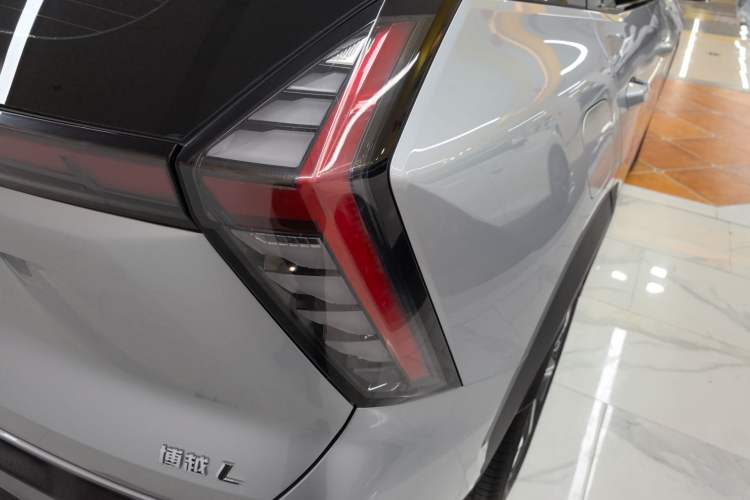 Used Geely Auto FX11 2023 1.5TD DCT Prestige Edition