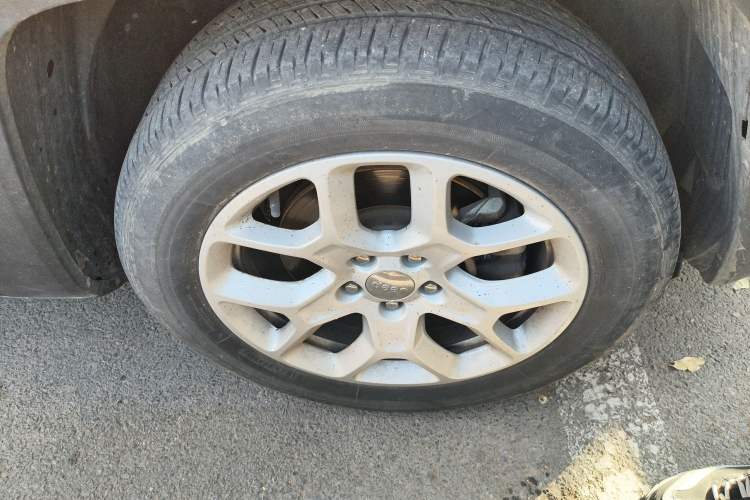 Used Jeep Renegade 2017 180T Automatic High-Energy Version
