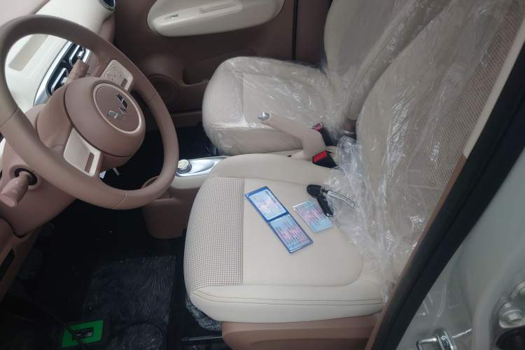 Used Wuling Hongguang MINIEV 2025 Four-Door Version Advanced Edition
