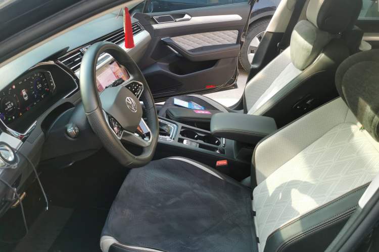 Used Volkswagen Magotan 2023 2 Million Units Limited-Edition 380TSI DSG Flagship Version