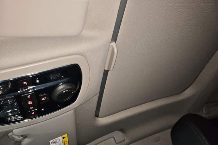 Used Citroen C6 2021 400THP Comfort Edition