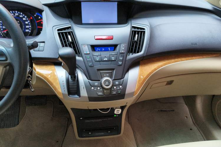 Used Honda Odyssey 2011 Jingxiu 2.4L Comfort Version Audio And AC Panel
