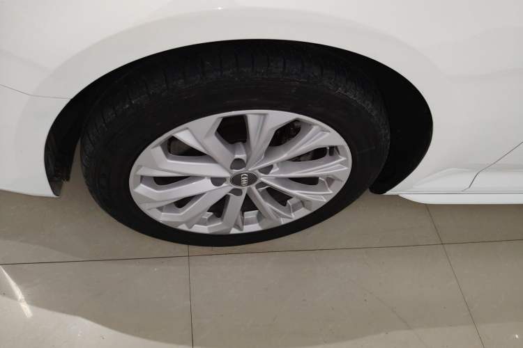 Used Audi A4L 2018 30th Anniversary Edition 40 TFSI Trendy Model Exterior 4