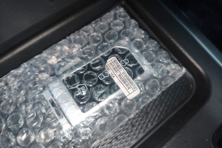 Used 212 T01 2024 2.0T Explorer