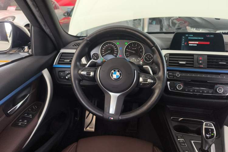 Used BMW 3 Series 2019 320i M Sport Package
