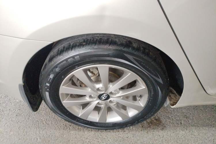 Used Hyundai Mistra 2014 1.8L Automatic Smart GLS