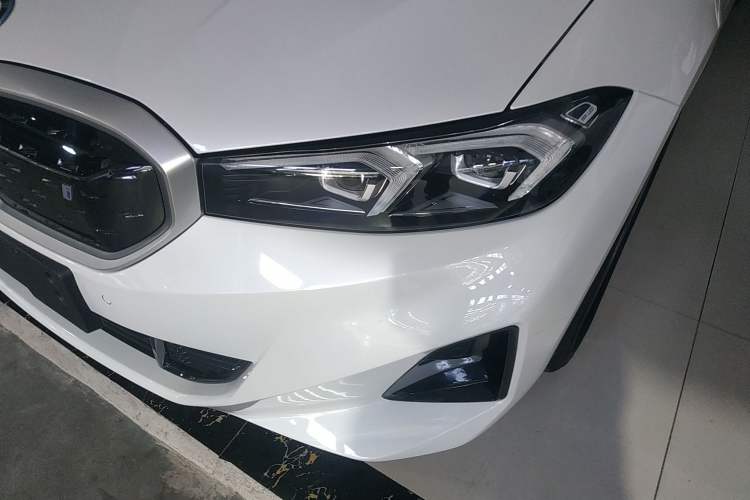 Used BMW i3 2024 eDrive 35 L
