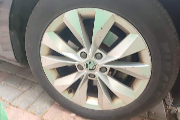 Used Skoda Superb 2019 Facelifted TSI280 DSG Comfort Edition