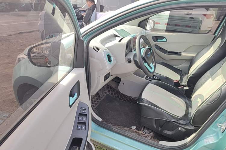 Used JMEV Xiao Qilin 2023 Joyful Edition 201km Comfort Model
