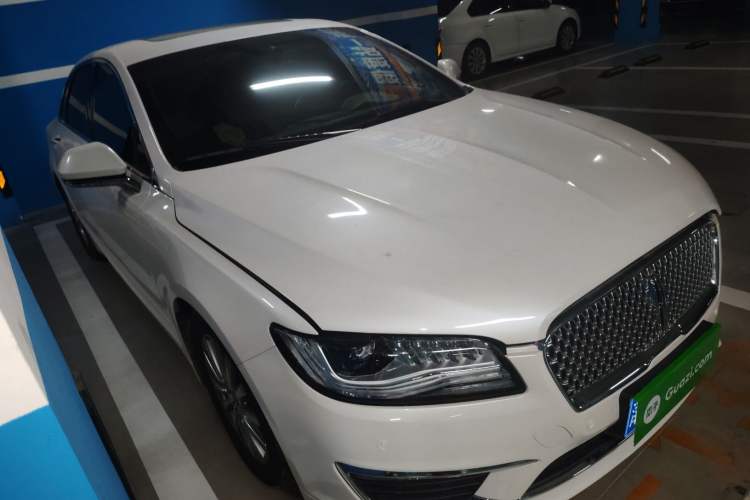 Used Lincoln MKZ 2018 2.0T Premium Edition

