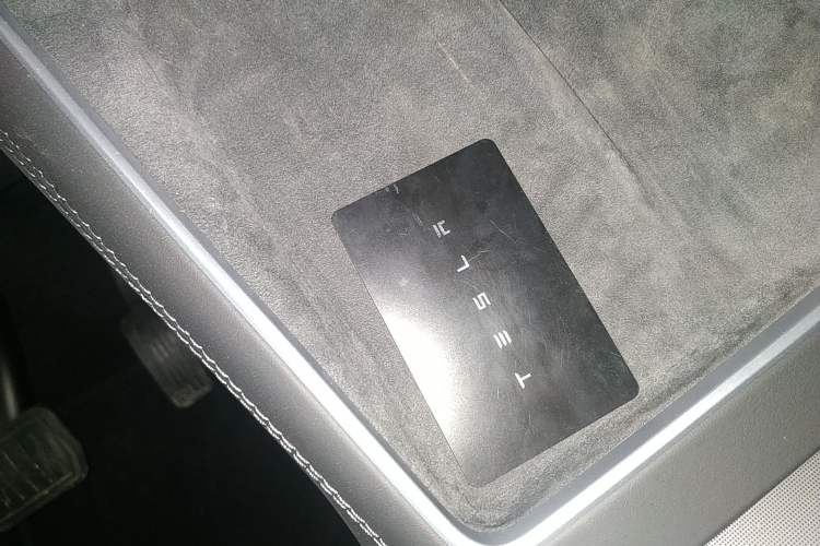 Used Tesla Model Y 2025 Updated Version Long-Range All-Wheel Drive