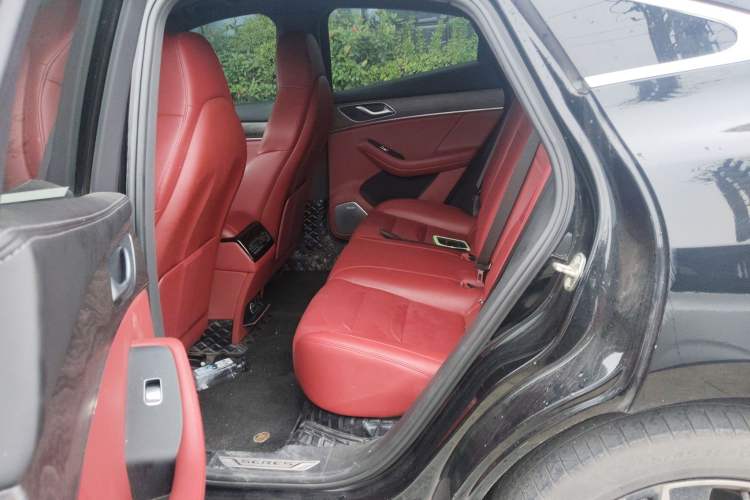 Used SERES SF5 2021 Four-Wheel Drive Freedom Expedition Edition