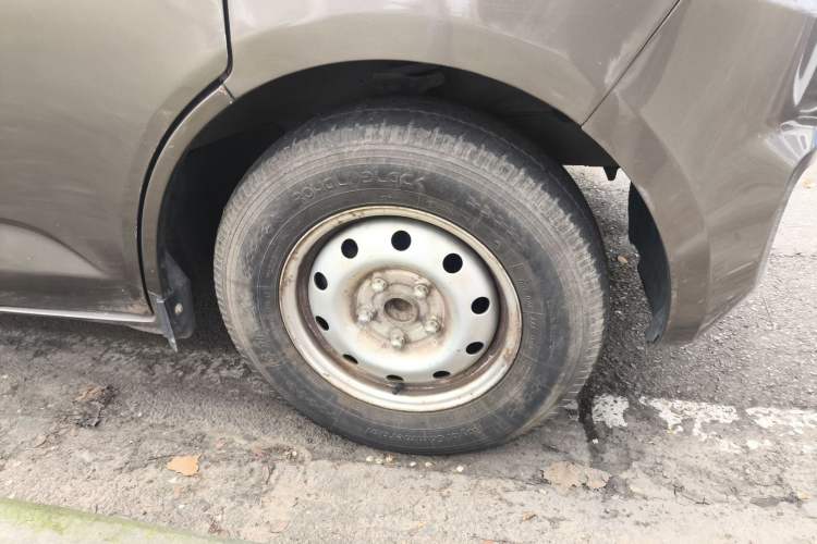 Used CHANGAN KAICHENG Ruixing M80 2014 1.5L Standard Version 4G15S
