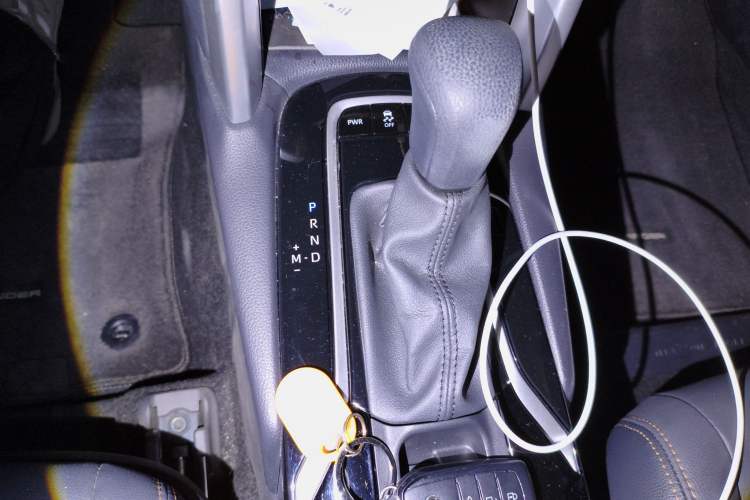 Used Toyota FRONTLANDER 2023 2.0L CVT Sport Edition Gear Lever