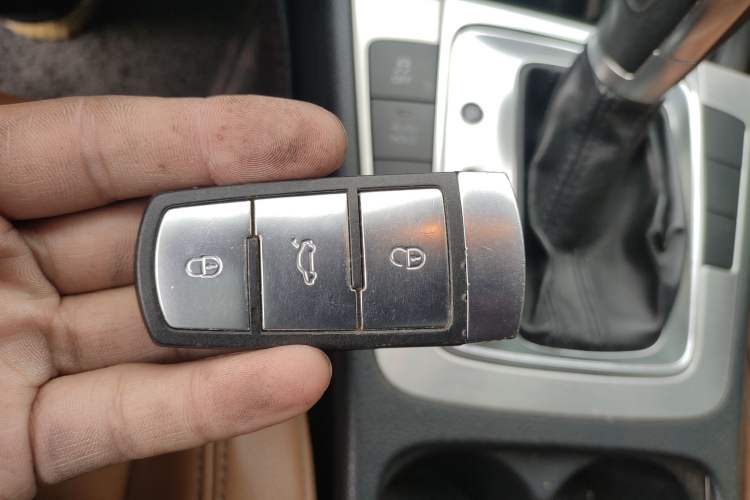 Used Volkswagen FAW-Volkswagen CC 2011 1.8TSI Luxury Model Vehicle Key