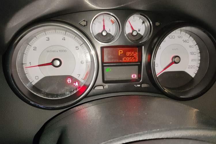 Used Peugeot 408 2013 2.0L Automatic Comfort Edition Odometer Close Up