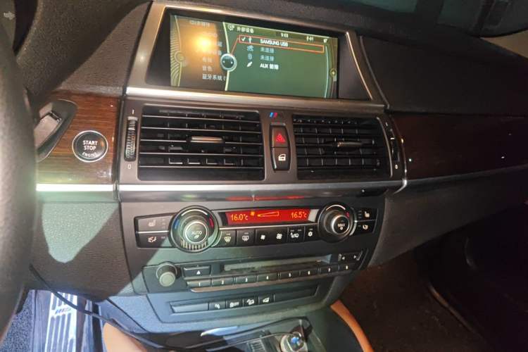 Used BMW X6 2014 xDrive35i Sport model
