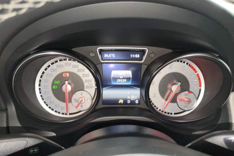 Used Mercedes-Benz GLA 2015 GLA 200
