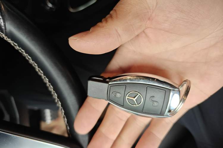 Used Mercedes-Benz B-Class 2015 B 200 Fashion Model Vehicle Key