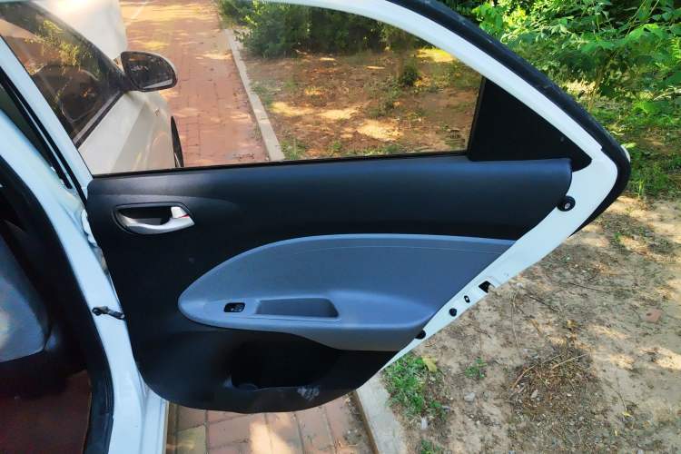 Used Kia Pegas 2017 1.4L Manual Fashion Edition Smart
