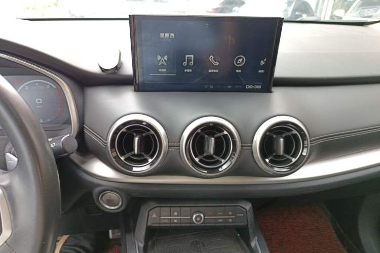 Used Wey VV6 2018 2.0T Two-Wheel-Drive Ultra-Luxury Version China V Standard