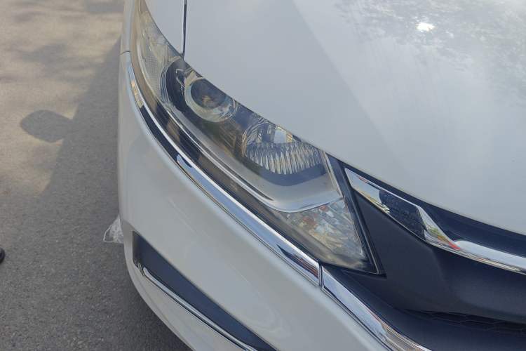 Used Honda Jade 2017 1.8L automatic Comfort version 5 seats
