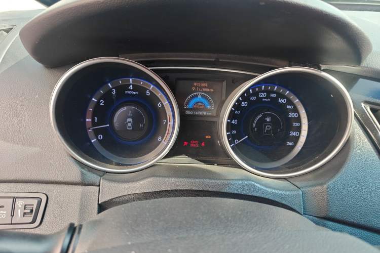 Used Hyundai Sonata 2011 2.0L Automatic Leading Edition
