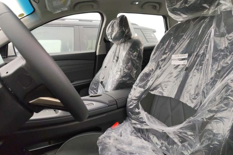 Used JETOUR X90 PRO 2024 1.6T DCT Elite Edition 5 Seats