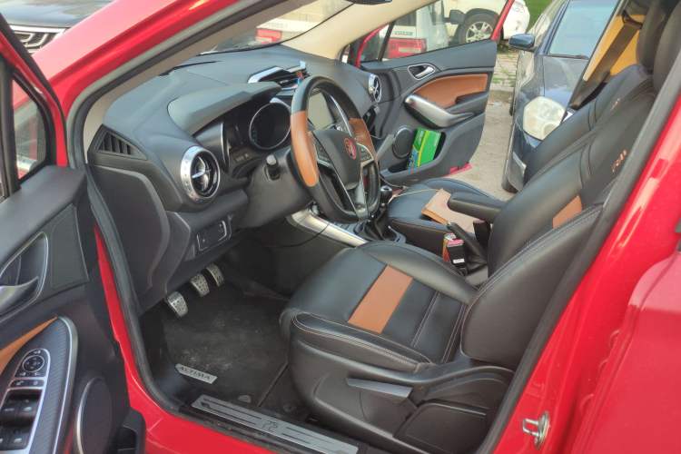 Used BYD Yuan 2016 1.5L Manual Luxury Model