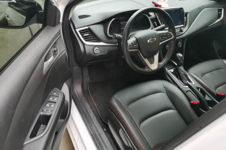 Used Chevrolet Monza 2022 Light Hybrid Redline 320T Dual-Clutch Thrilling Edition