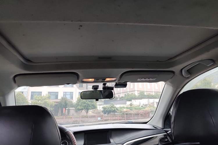 Used Soueast V5 Lingzhi 2015 Plus 1.5L Manual Smart Edition Headliner